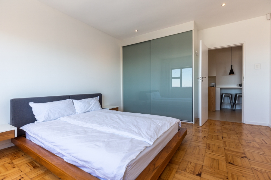 To Let 2 Bedroom Property for Rent in Vredehoek Western Cape